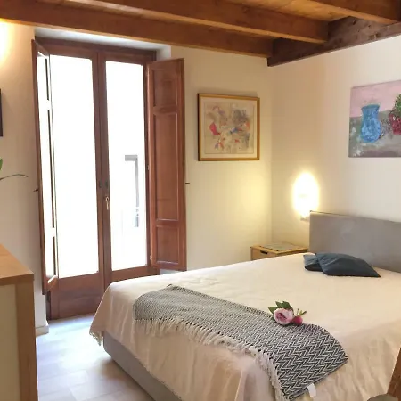 Appartement Carales *